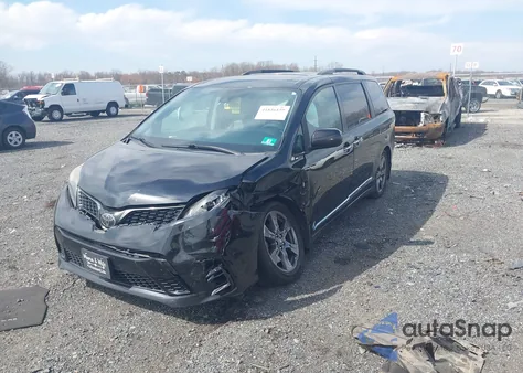 2018 Toyota Sienna Se Premium 8 Passenger from USA, damaged, VIN 5TDXZ3DC0JS917612